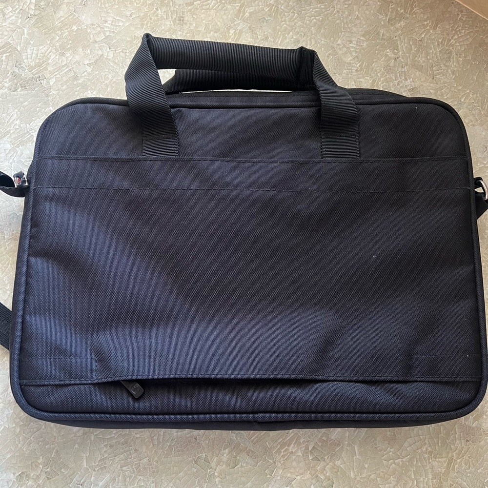 Swissgear Black 13” Laptop Bag - Picture 2 of 14